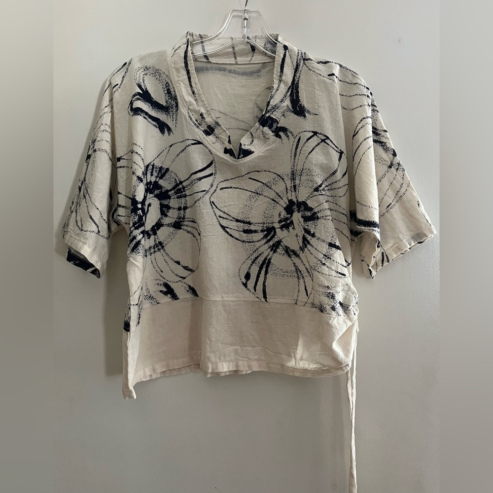Cream/Navy Cotton Women's Top